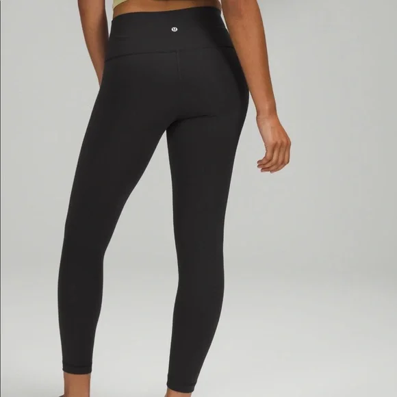NWT Lululemon Black Wunder Under High-Rise Tight 25" Size 4 - Picture 9 of 11